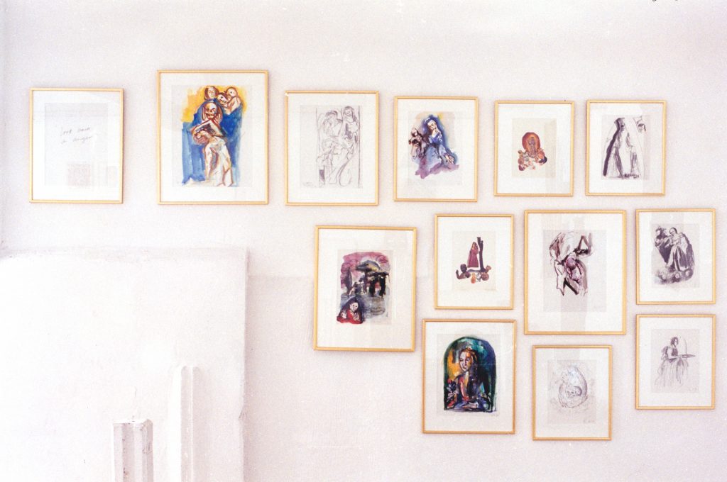 1997 "Look back in anger", Tentoonstelling kunstenaarsinitiatief Alarm in Beugen, Veelluik circa 140 cm x 250 cm afzonderlijk circa 40 x 30 cm, Tekeningen, collages en aquarellen